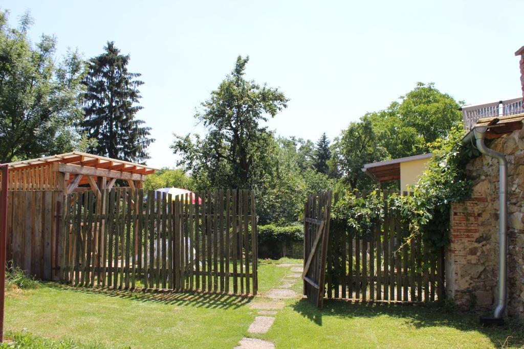 Penzion Gomelská Apartamento Horní Stropnice Exterior foto