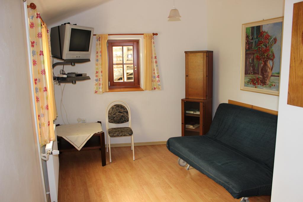 Penzion Gomelská Apartamento Horní Stropnice Exterior foto