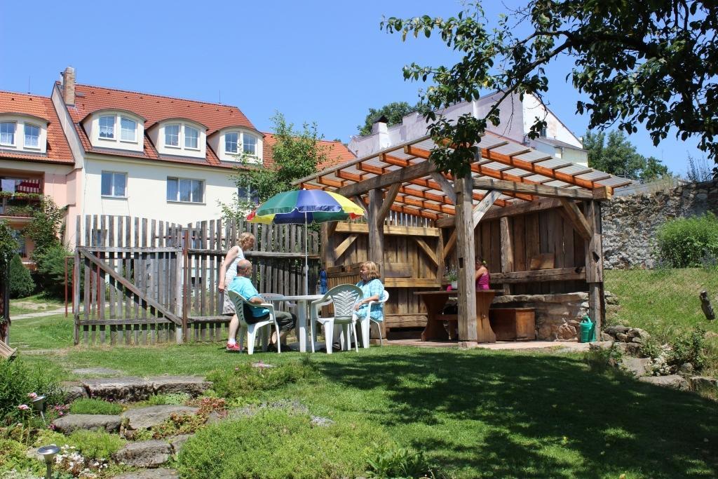 Penzion Gomelská Apartamento Horní Stropnice Exterior foto